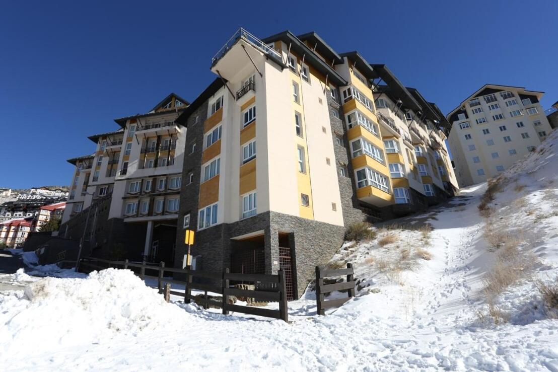 Miramar Ski A Pie De Pista Sierra Nevada Exterior photo